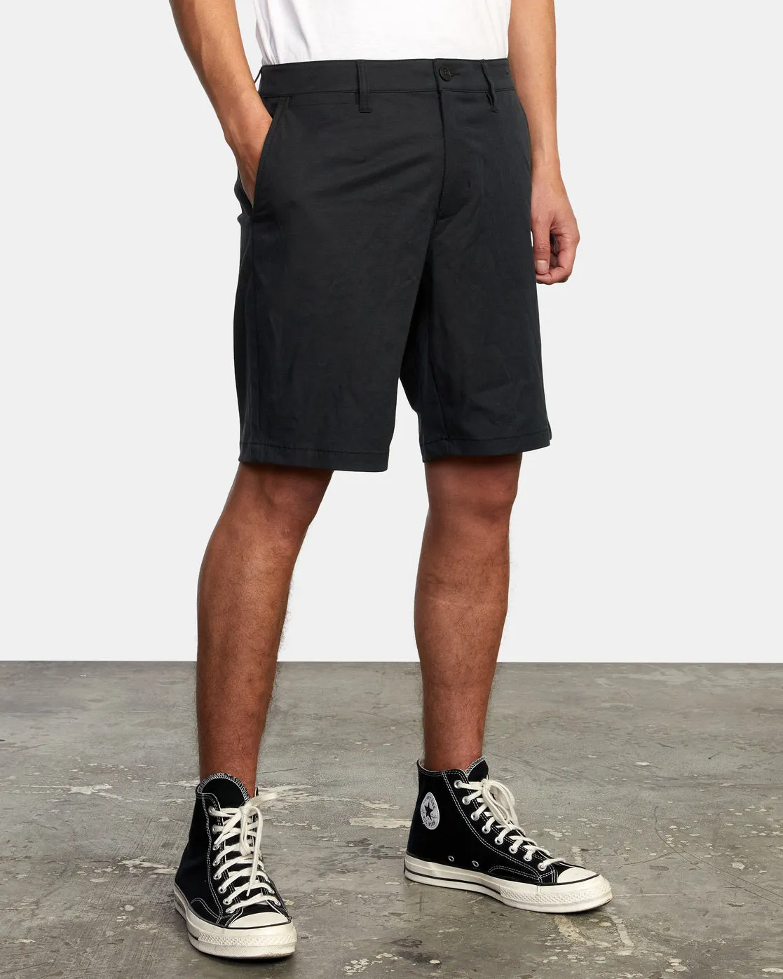 Back In Hybrid Shorts 19" - Black