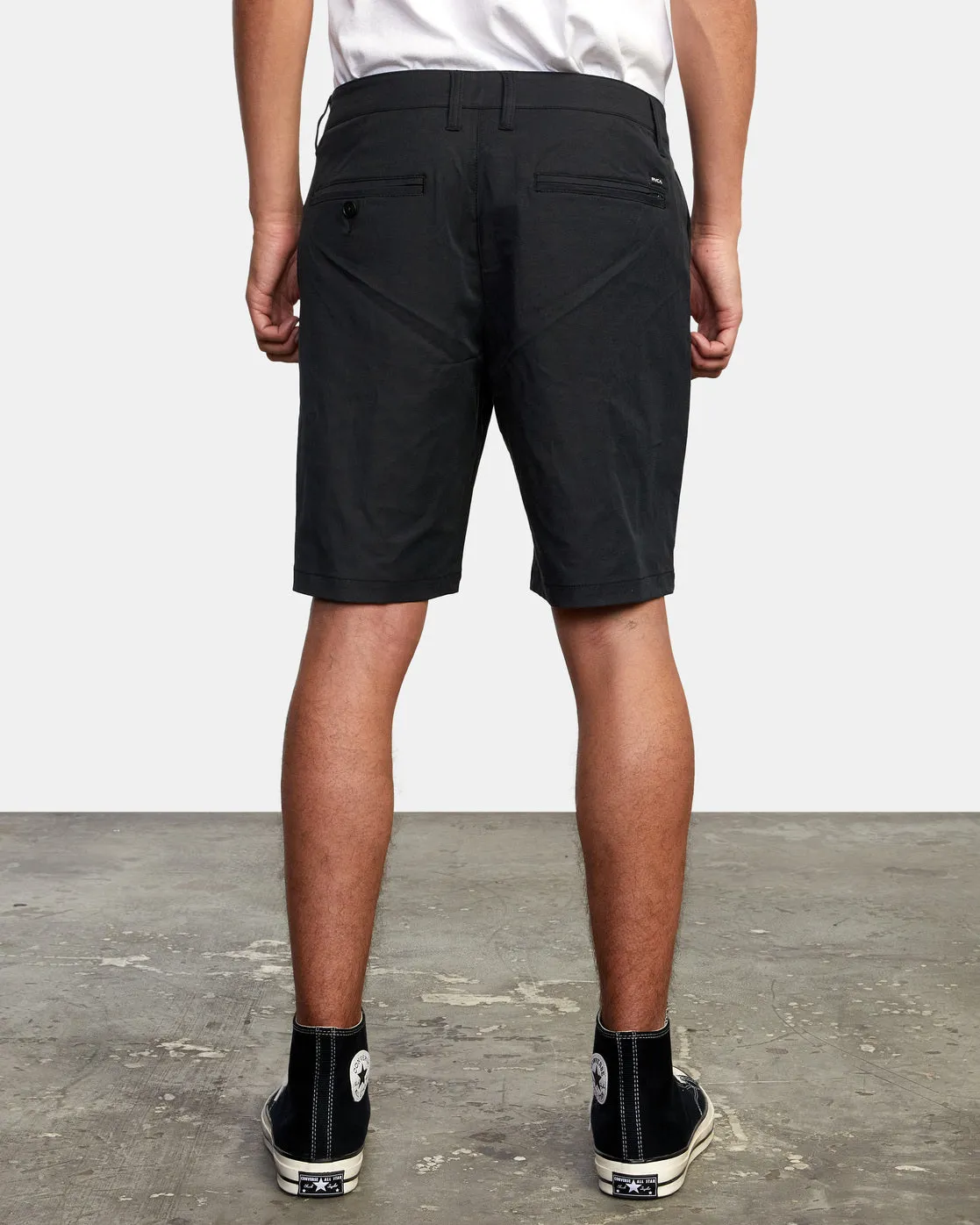 Back In Hybrid Shorts 19" - Black