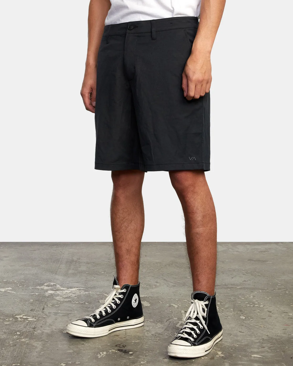 Back In Hybrid Shorts 19" - Black