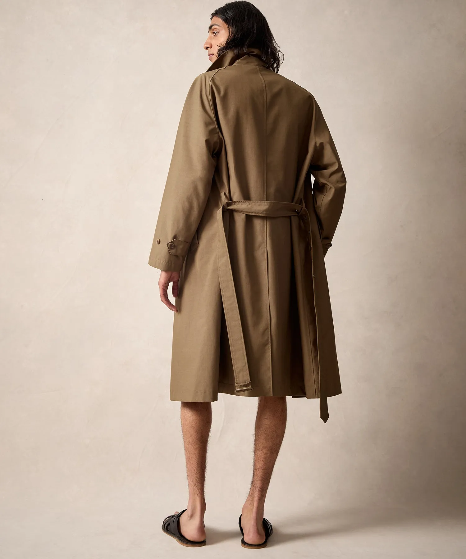 Italian Belted Balmacaan Trenchcoat in Olive