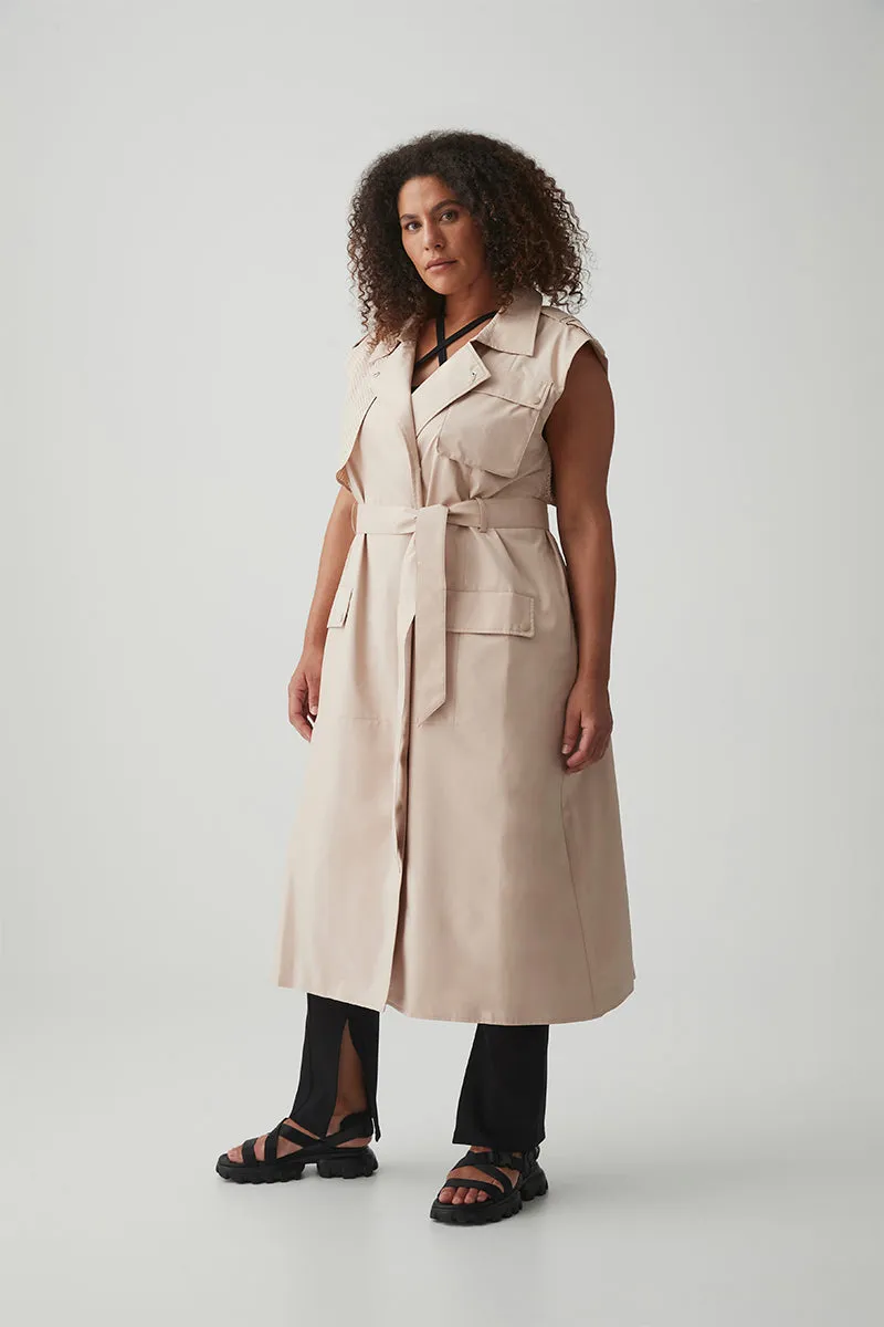 Sleeveless Belted Trench 703